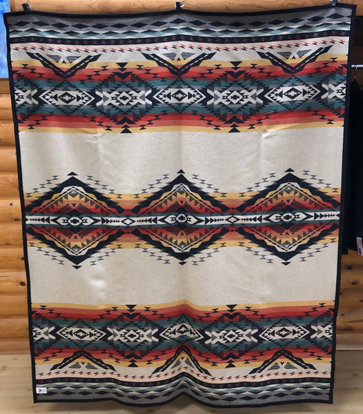 Pendleton® Bridge Creek Robe