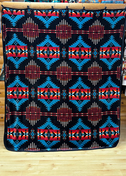 Western Trading, Extra Plush, Queen Reversible Fleece Blanket, Pink/Black