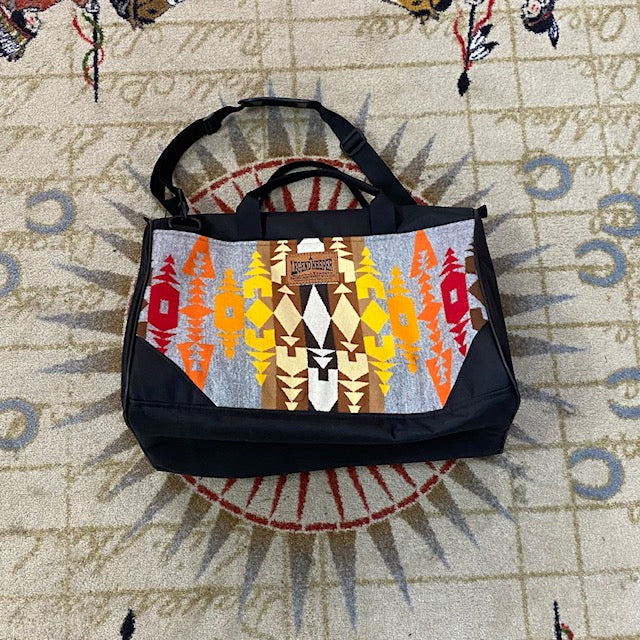 Coach Bag Made by Kraffs with Rio Chama Pendleton Fabric