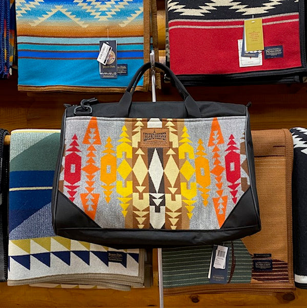 Coach Bag Made by Kraffs with Rio Chama Pendleton Fabric