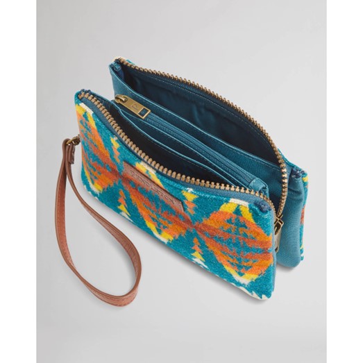 Pendleton® Three Pocket Keeper, Summit Peak